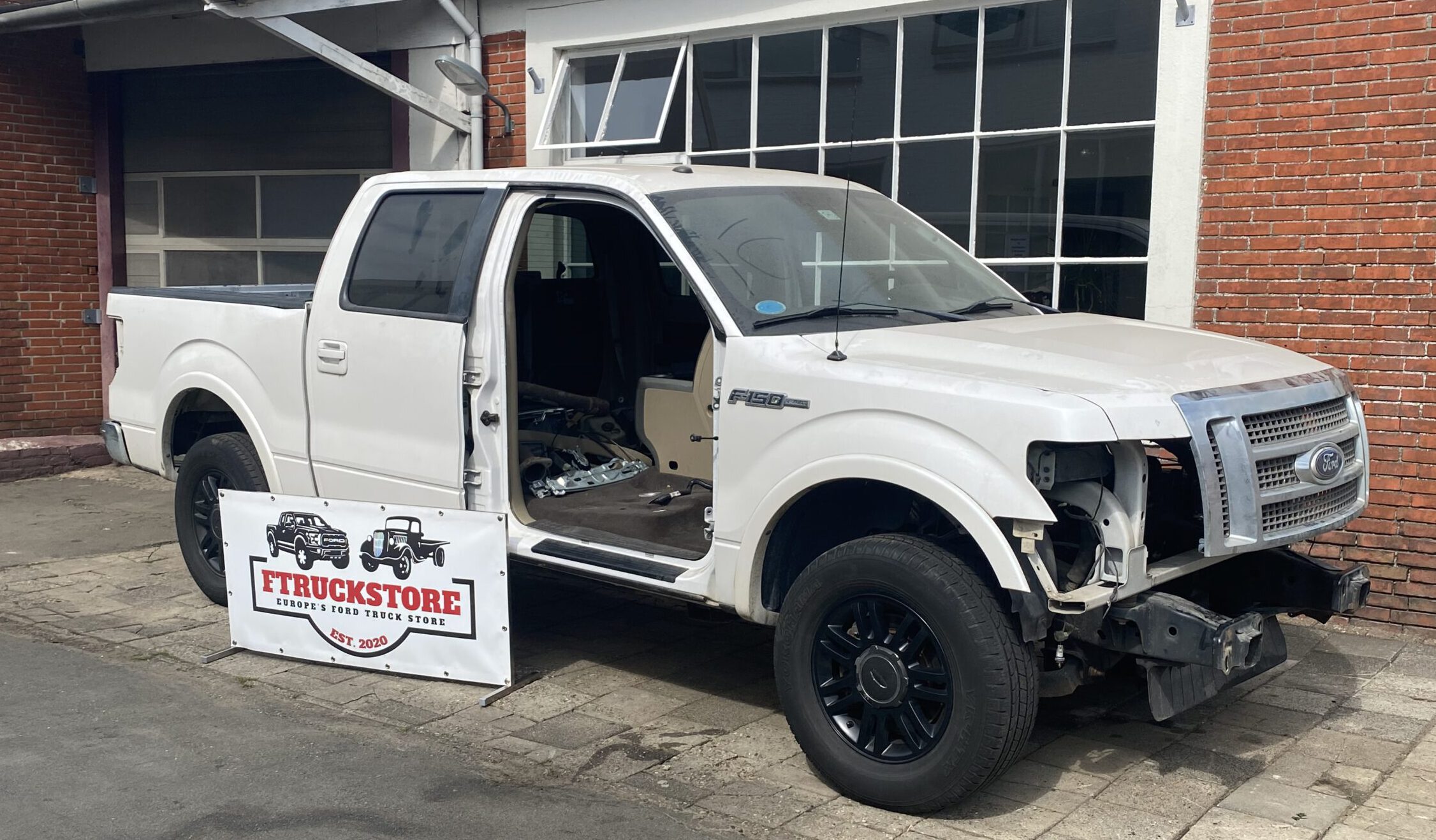 F150 5.0 V8 2WD 2012 FOR PARTS