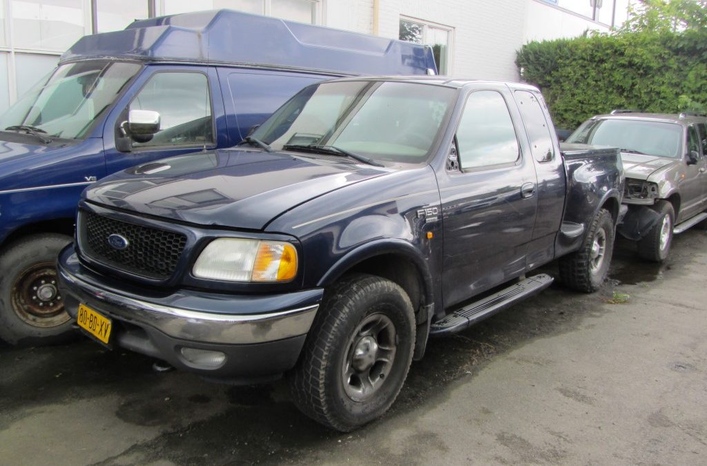 F150 5.4 Triton 4×4 Stepside 2001 FOR PARTS