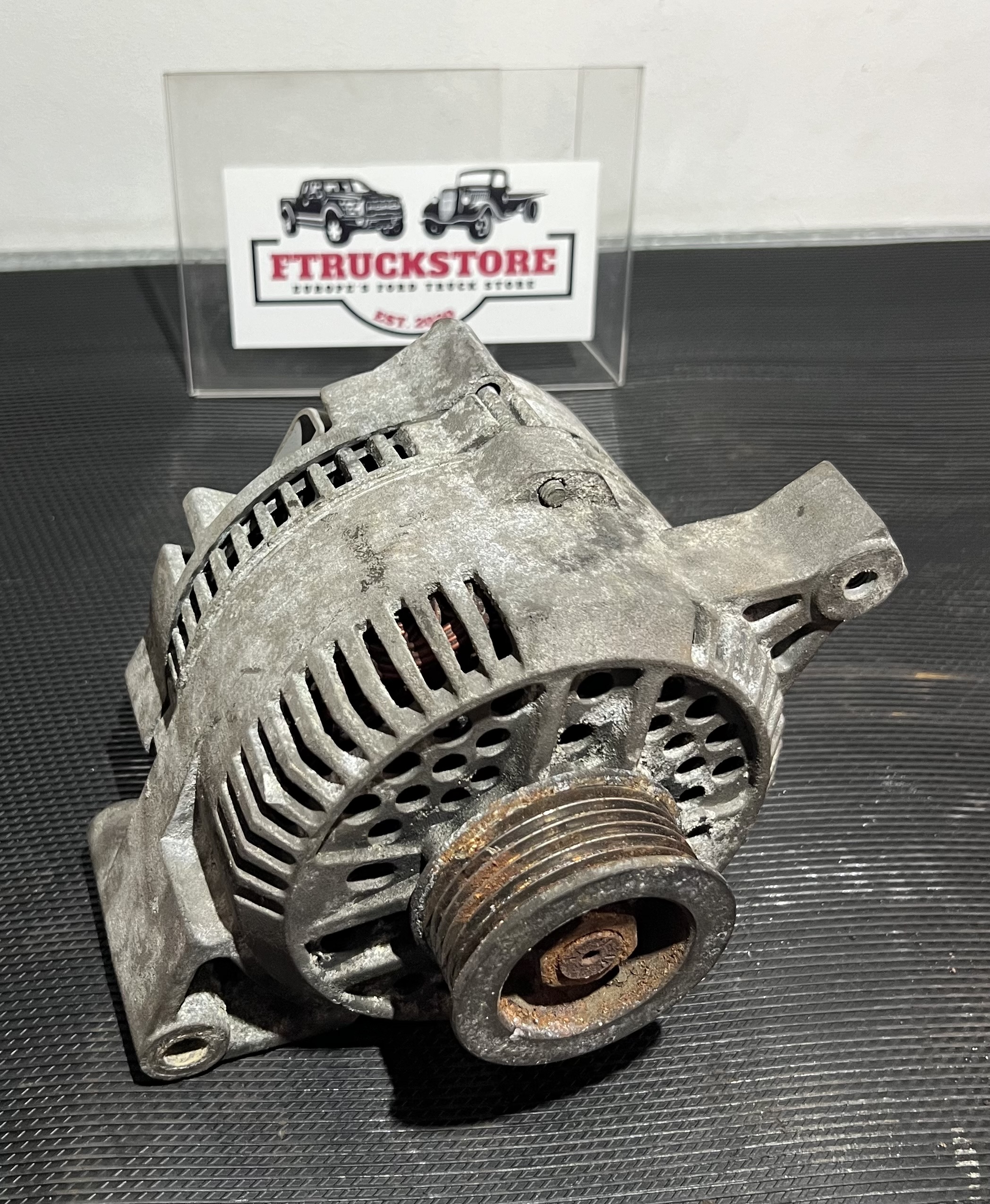 Alternator 4.9 inline Six 1992/1996