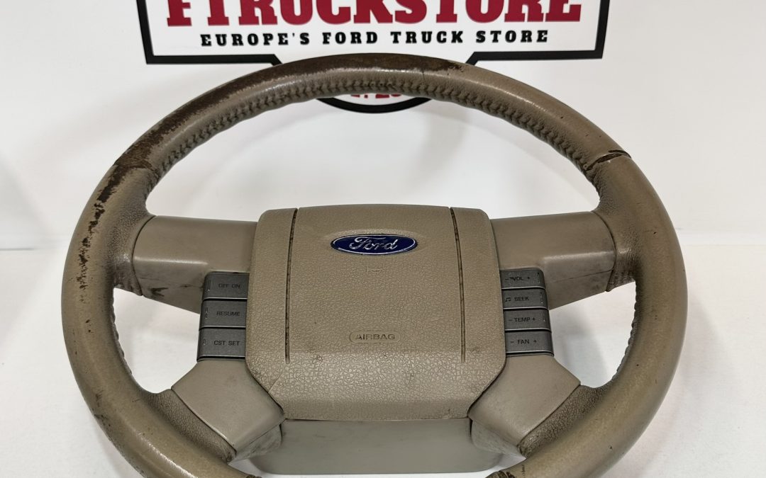 Ford F150 Lariat 2004/2008 Steering Wheel