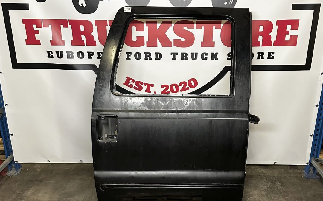 Ford Excursion 1999/2007 Rear Right