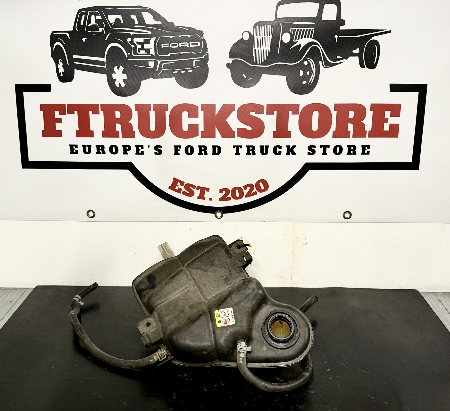 F250 6.0 Powerstroke 2003/2007 Cooling Reservoir